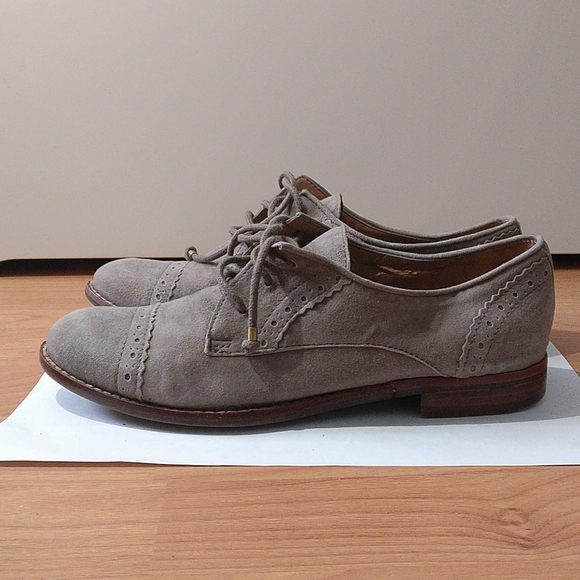 Banana Republic suede gray Oxford shoes - Picture 3 of 7